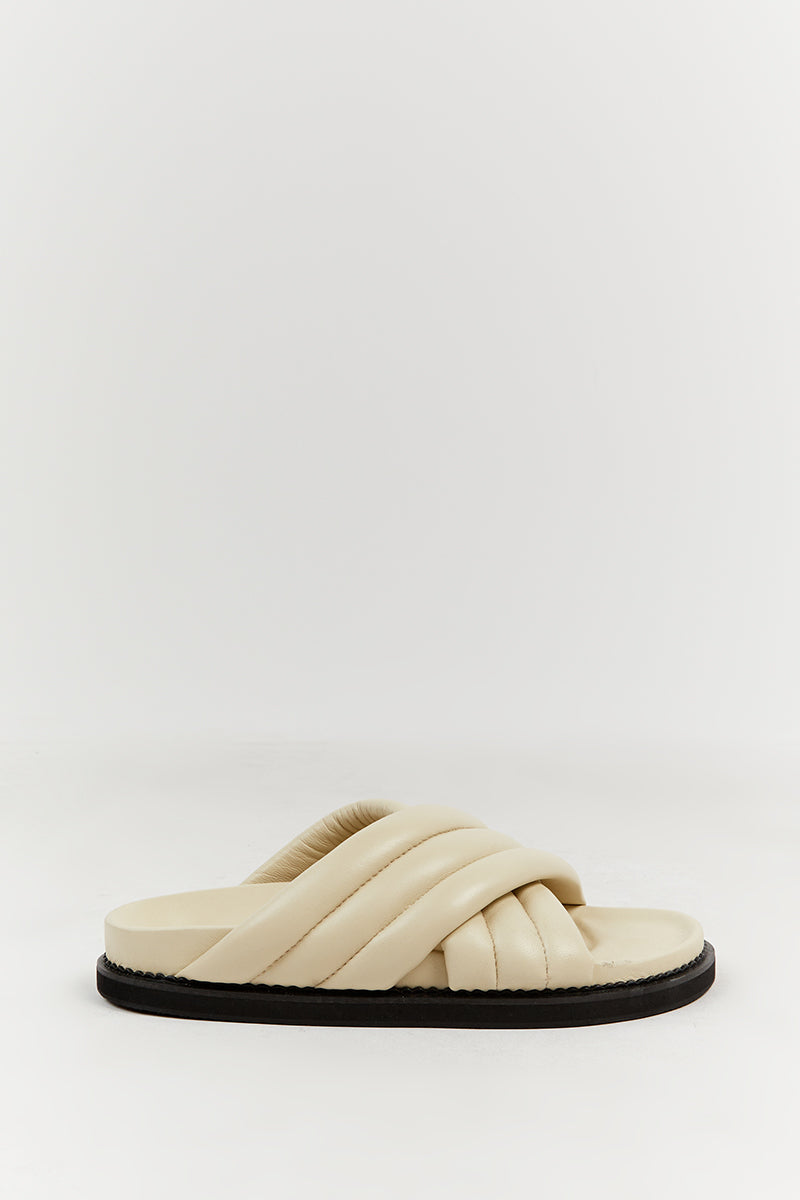 THE BALI TAILOR OSKA CREME SLIDE