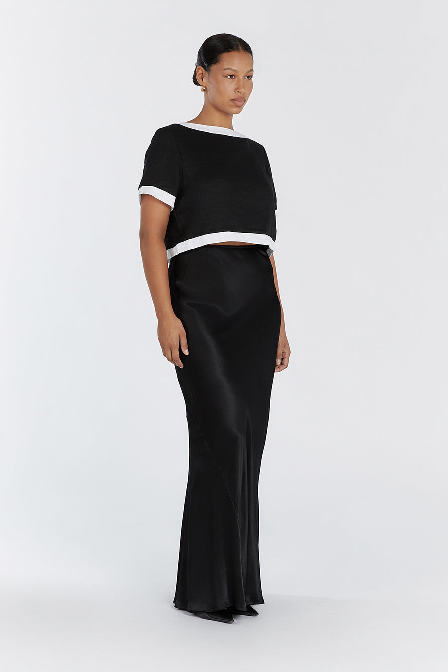 CARTER BLACK LINEN CROP TOP