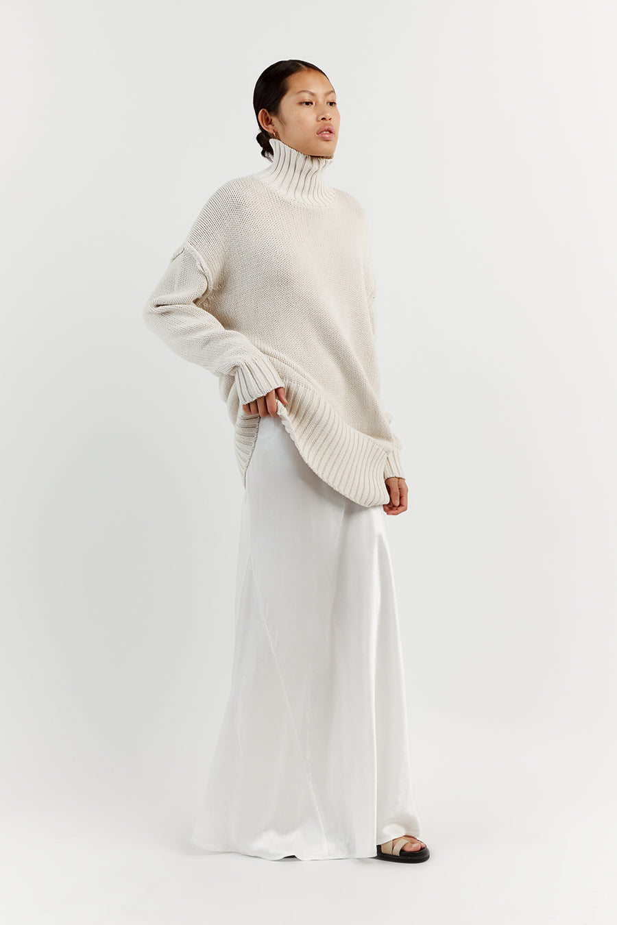 HARLOW STONE KNIT JUMPER