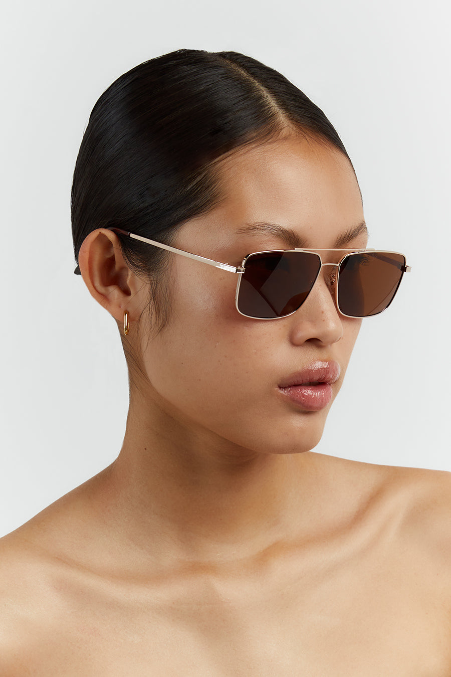 NIXON GOLD RECTANGLE SUNGLASSES