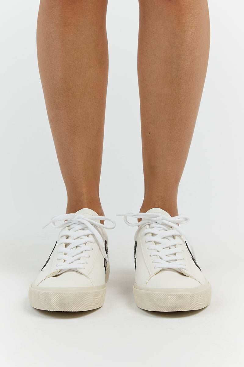 VEJA CAMPO LEATHER BLACK EMERAUDE