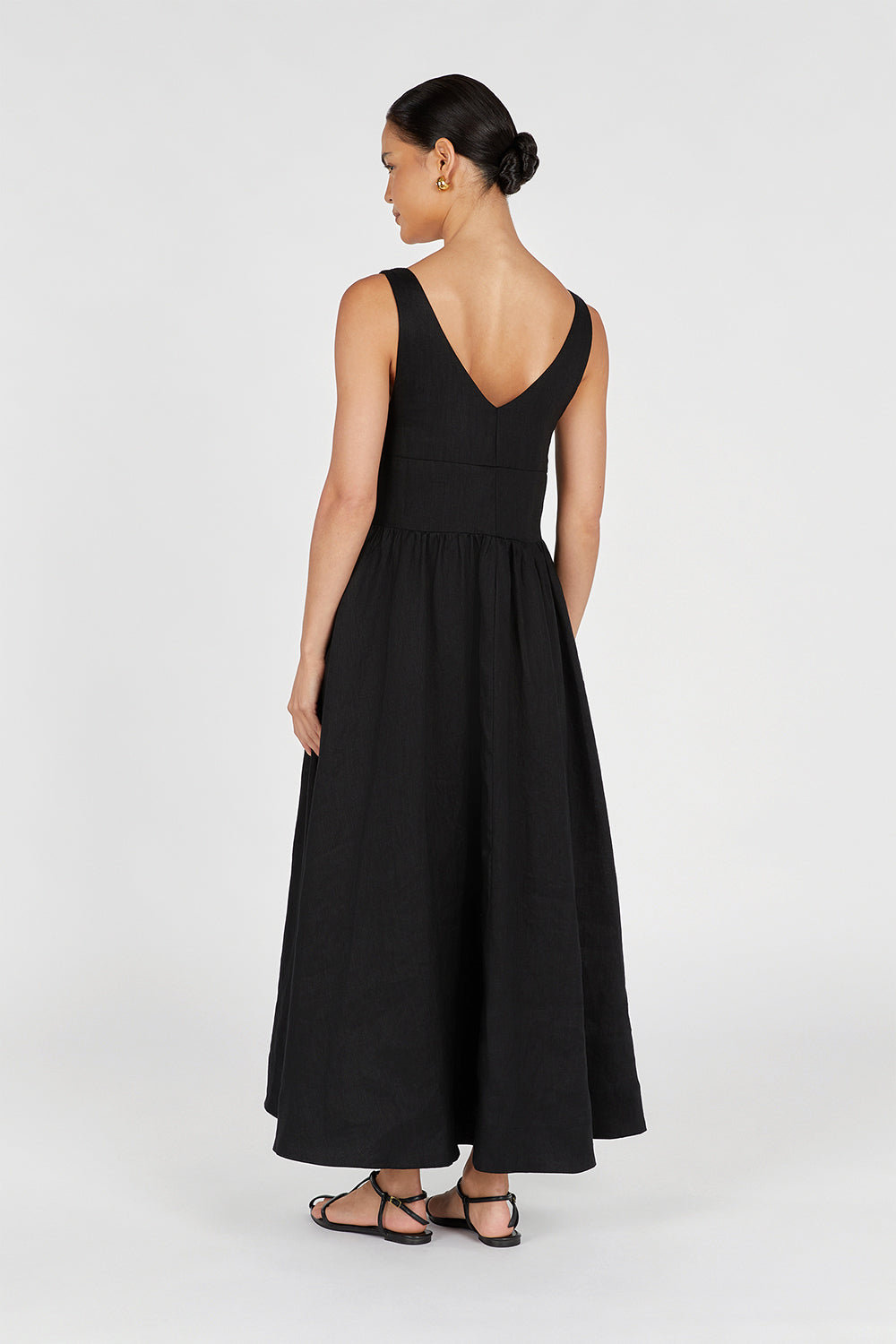 ARLO BLACK V NECK LINEN MAXI DRESS