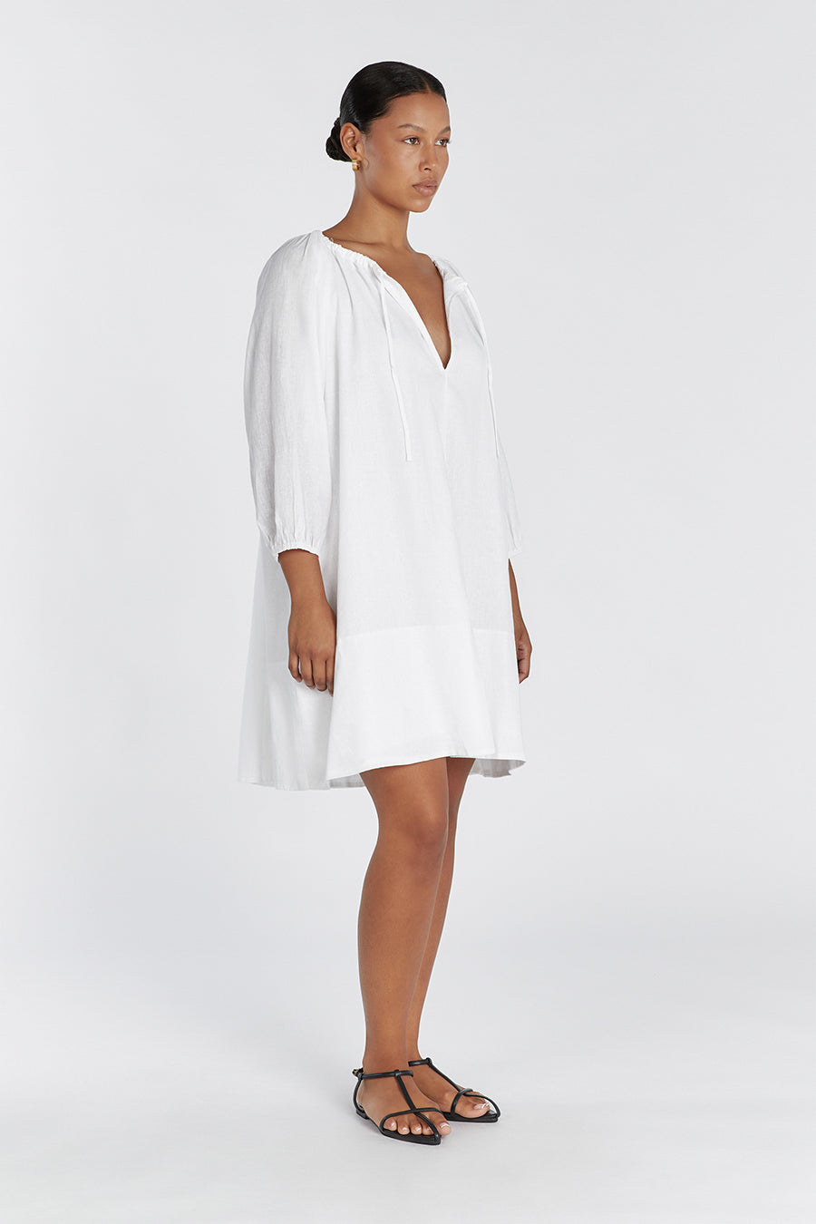 NADIA WHITE LINEN SMOCK DRESS