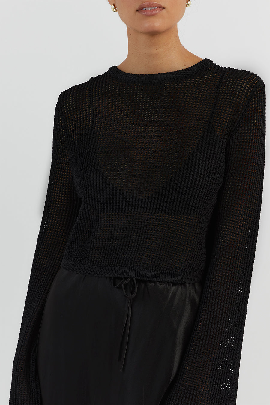 OPHELIA BLACK LONG SLEEVE CROP
