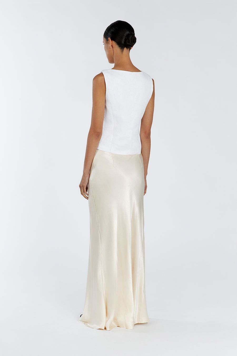 OSCAR WHITE SCOOP NECK LINEN VEST