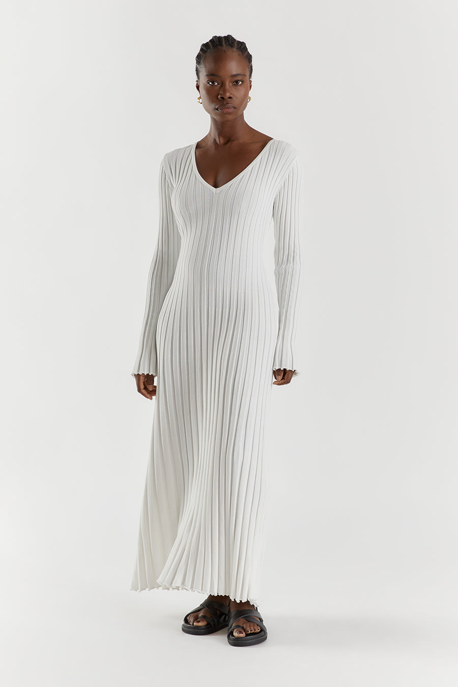 REIGN WHITE SLEEVED KNIT MIDI DRESS