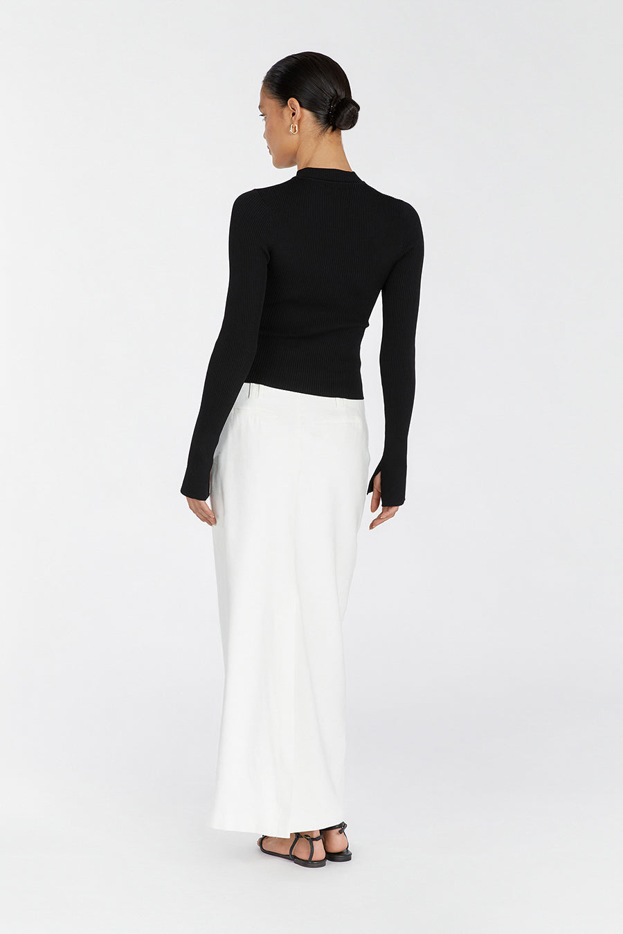 DONNA BLACK SLEEVED KNIT TOP