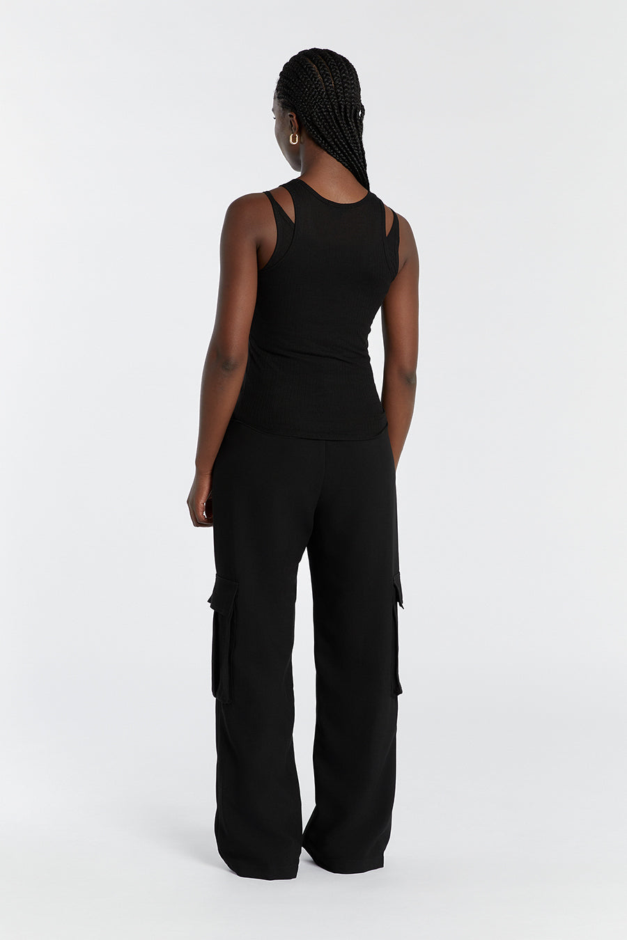 JUDE BLACK SLEEVELESS LAYER TOP