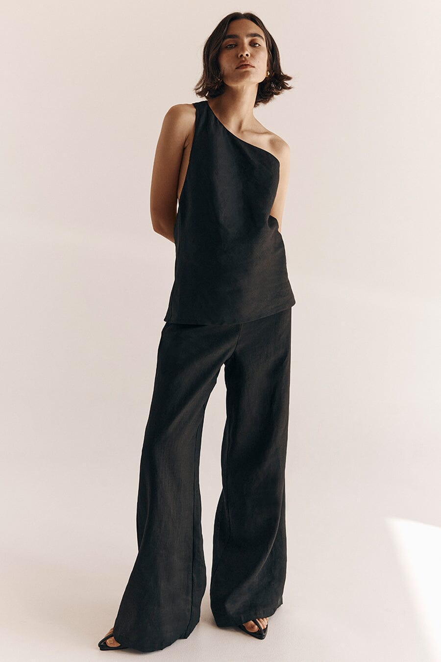 FLICK BLACK LINEN PANT