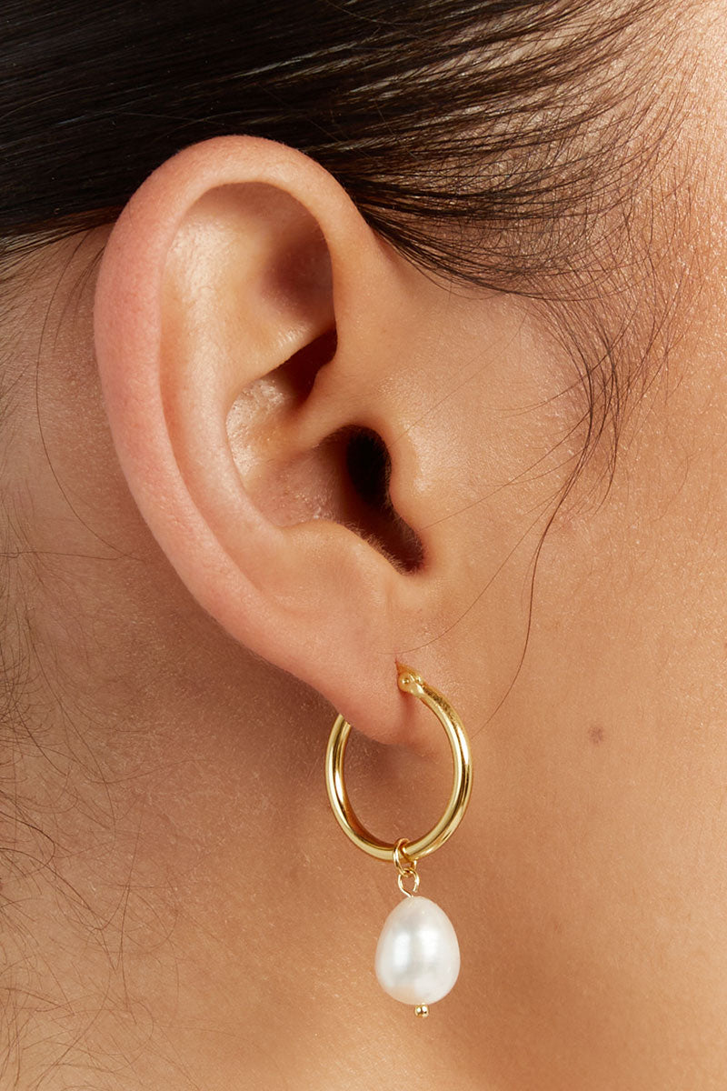 ARMS OF EVE AUGUSTA GOLD&PEARL HOOP