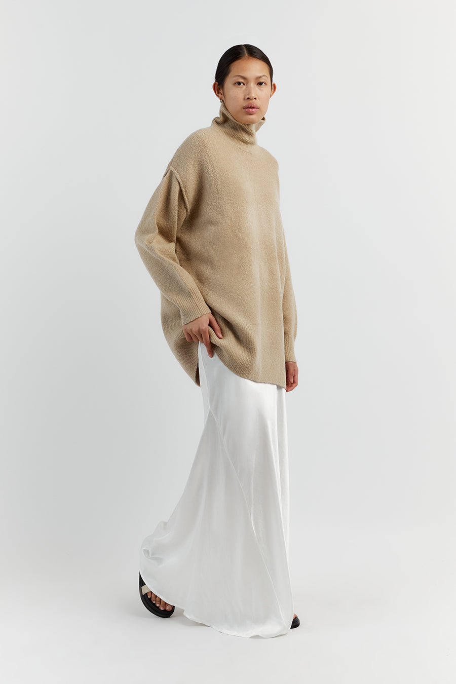 BROOKLYN OAT HIGH NECK JUMPER