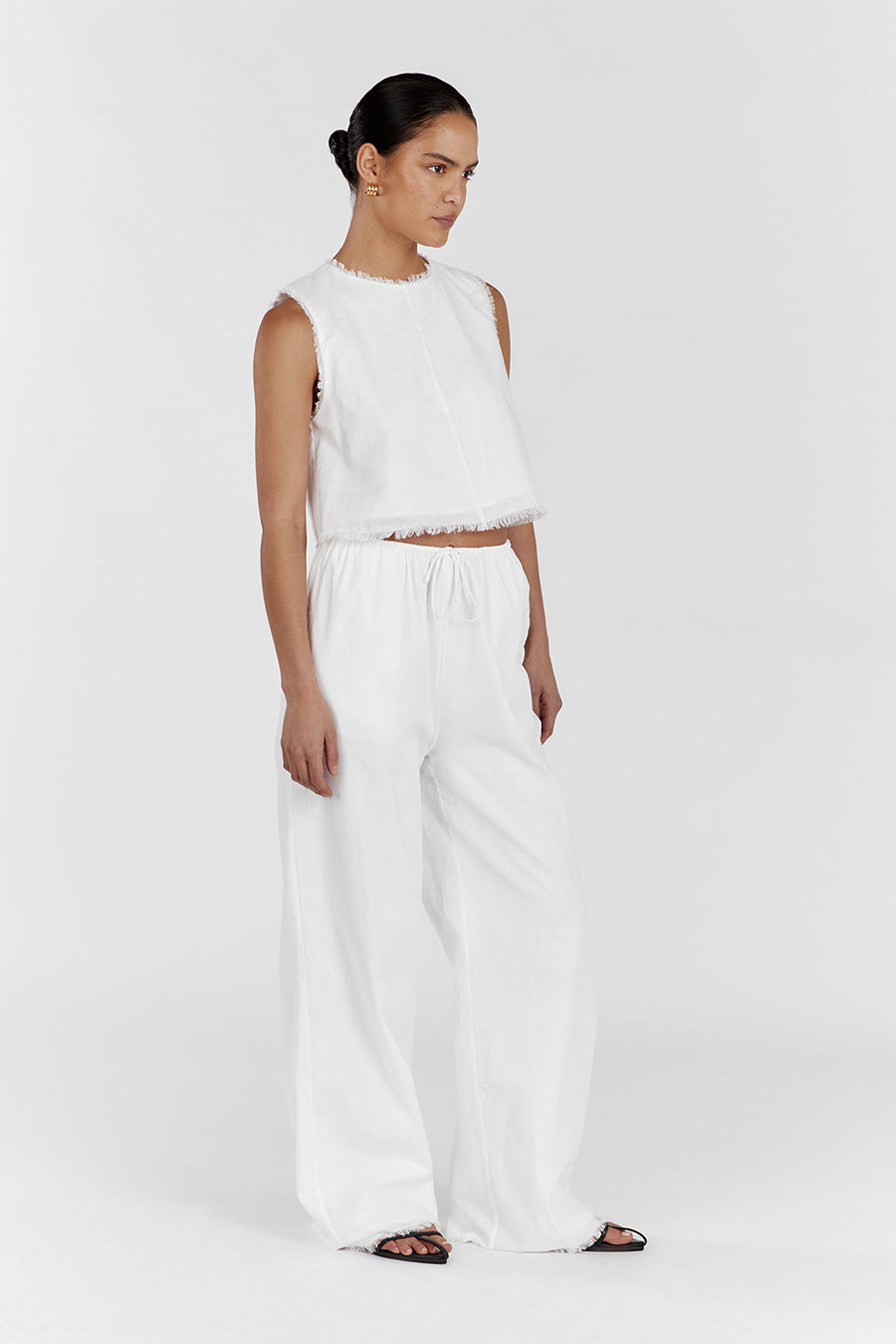 NOVA WHITE LIGHT WEIGHT LINEN TOP