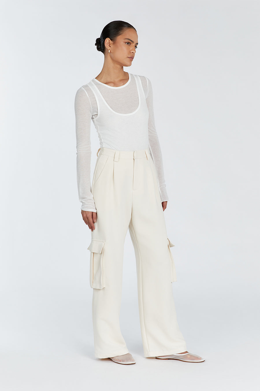 JUDE OFF WHITE SLEEVED LAYER TOP