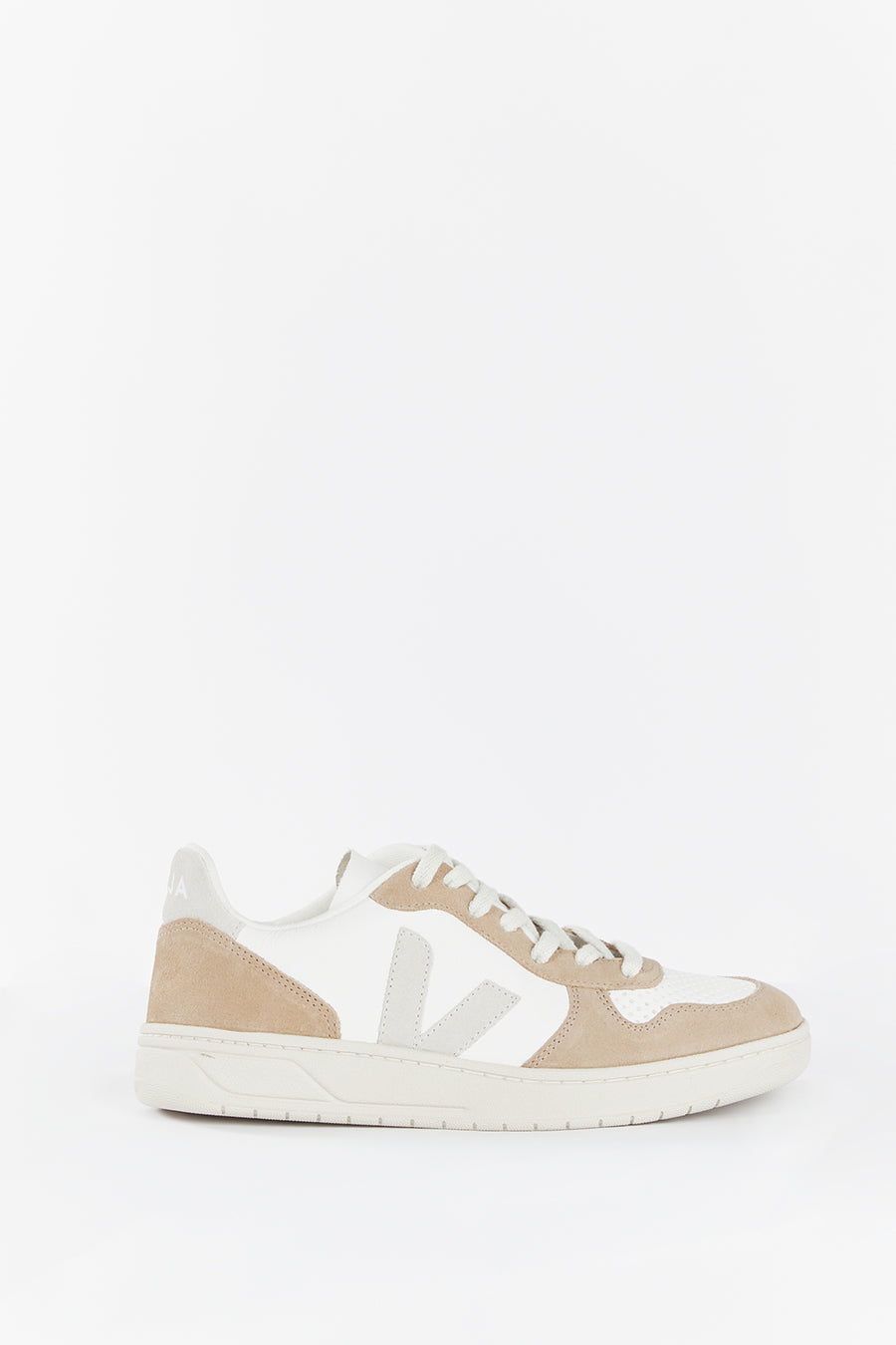 VEJA V-10 WHITE NATURAL SAHARA