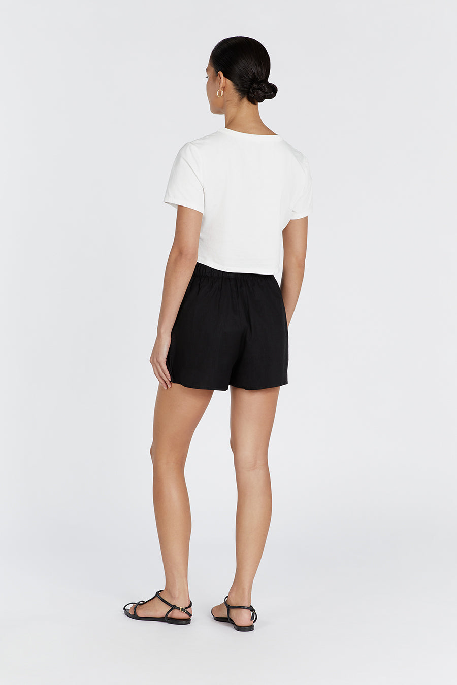 LAIKEN BLACK LINEN SHORT