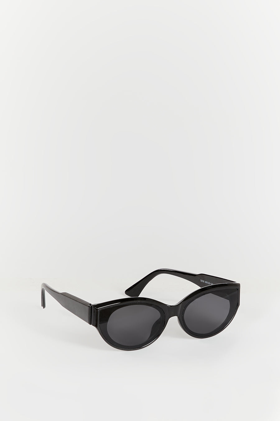 HUGHES BLACK CAT EYE SUNGLASSES