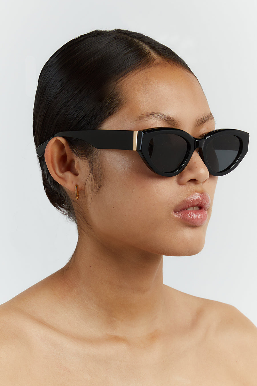 LUV LOU THE POPPY BLACK SUNGLASSES