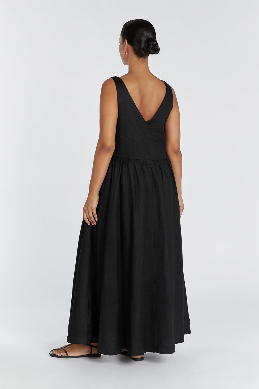 ARLO BLACK V NECK LINEN MAXI DRESS