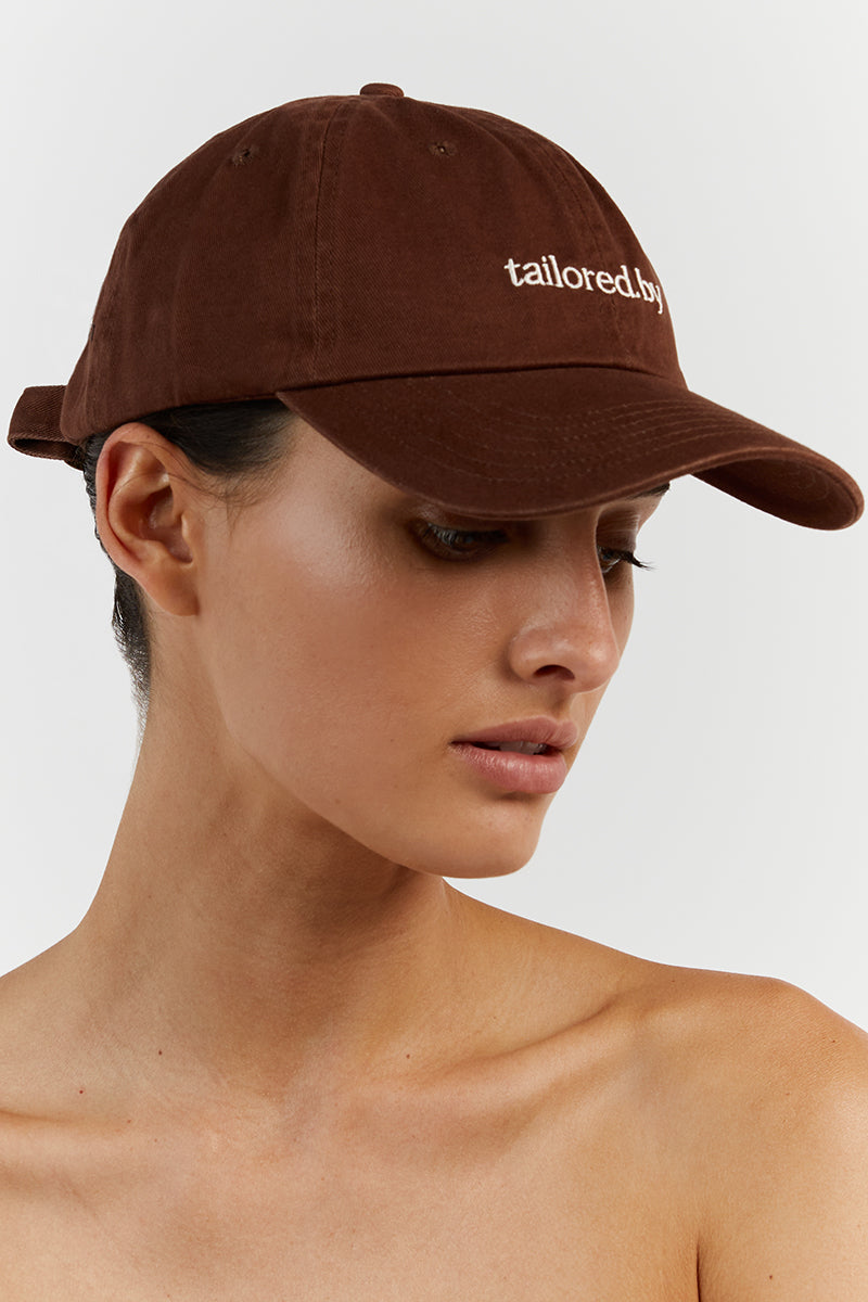 THE BALI TAILOR SIGNATURE CAP CHOC