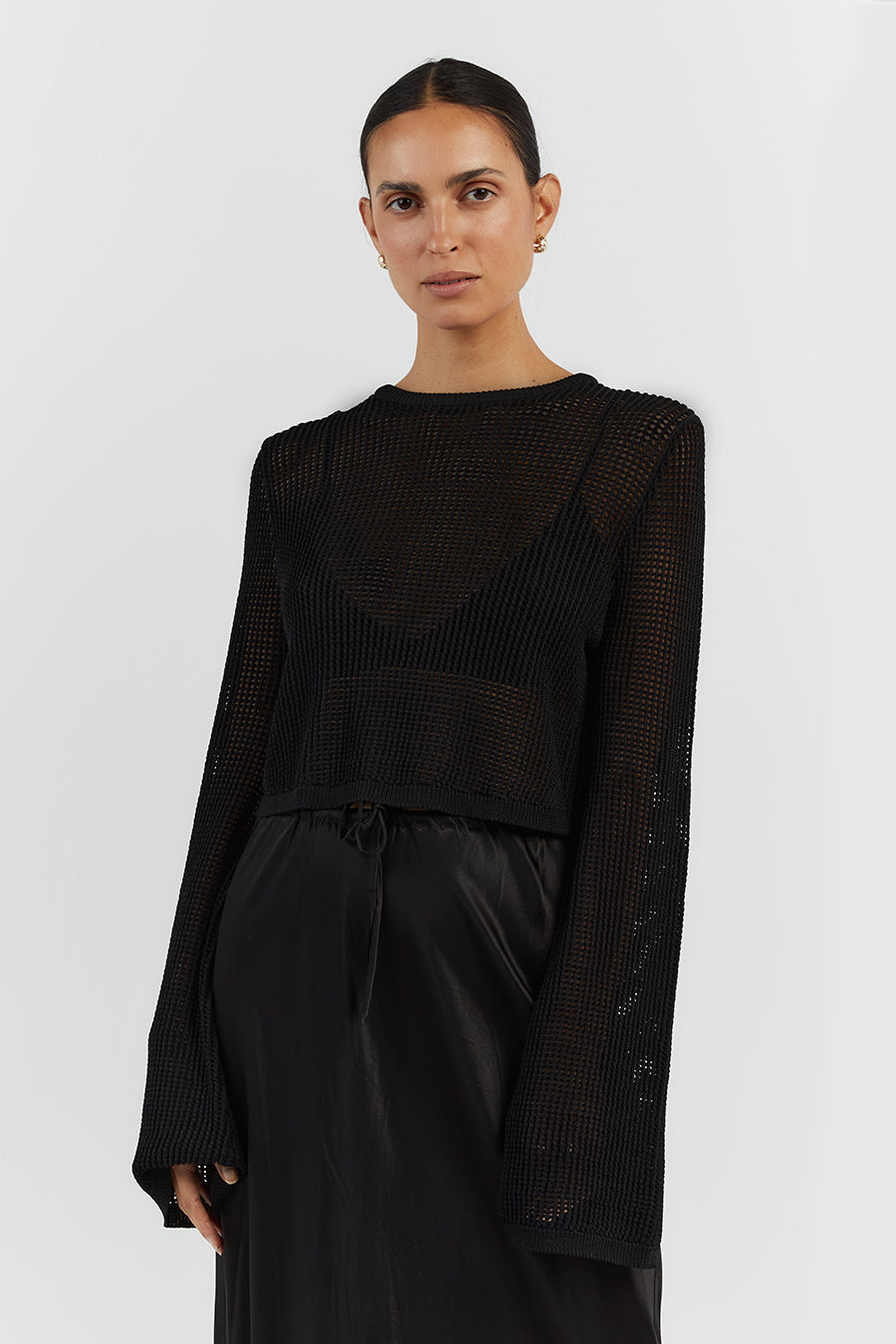 OPHELIA BLACK LONG SLEEVE CROP