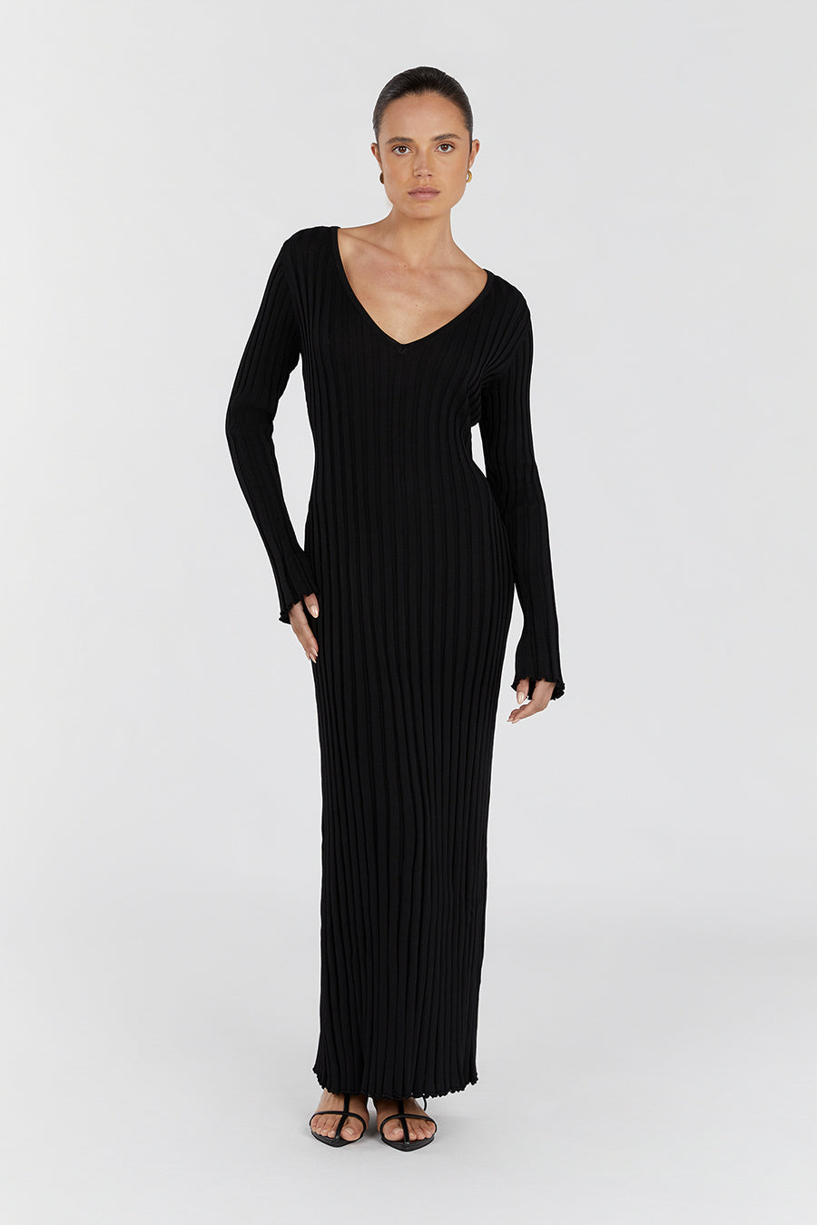 REIGN BLACK SLEEVED KNIT MIDI DRESS