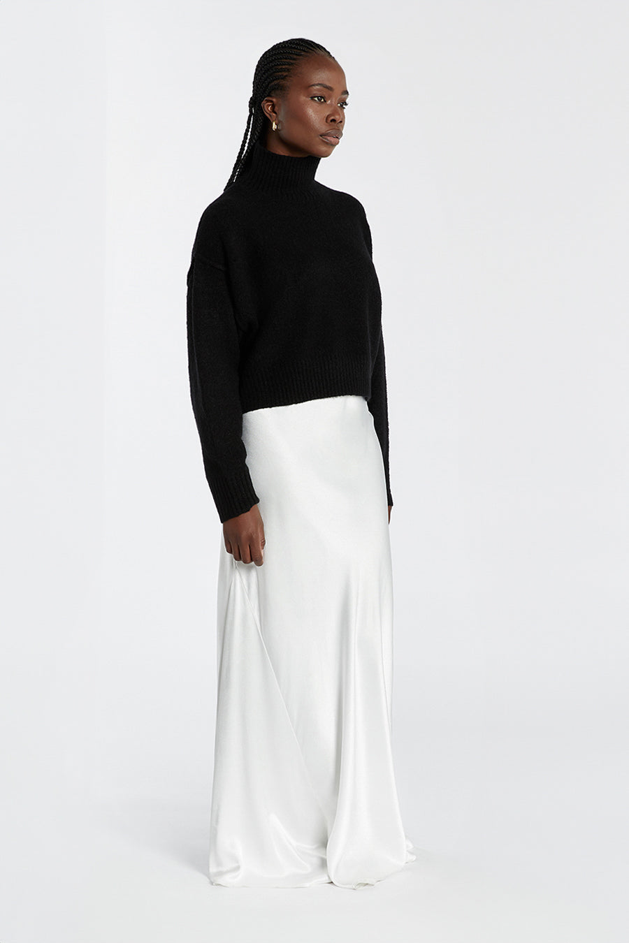 CLEO BLACK CROPPED JUMPER