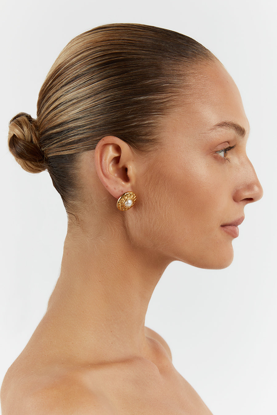 CENDRE MARNI GOLD & PEARL STUDS