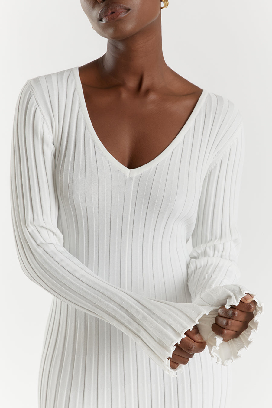 REIGN WHITE SLEEVED KNIT MIDI DRESS