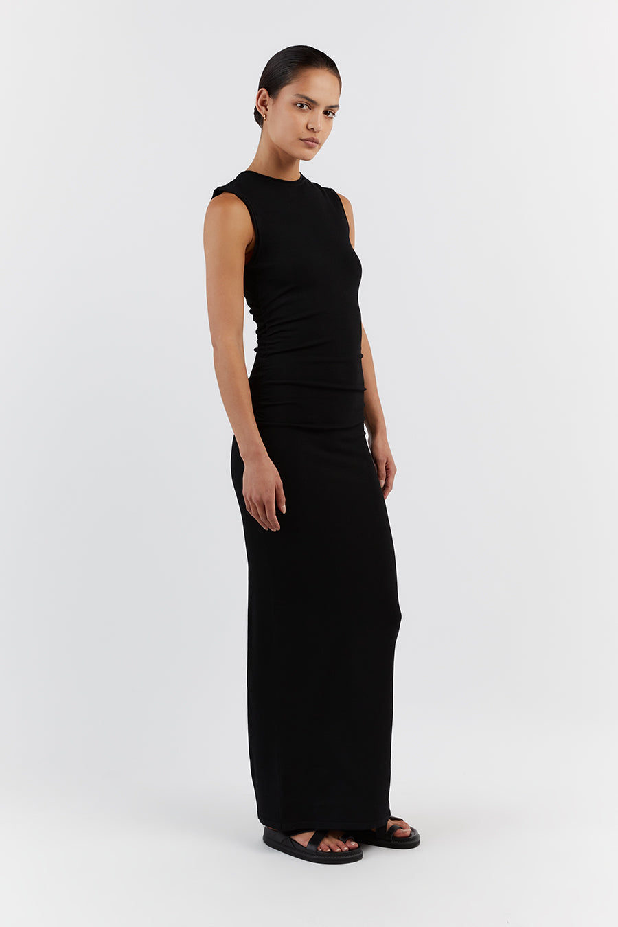 ROMY BLACK SLEEVELESS MAXI DRESS