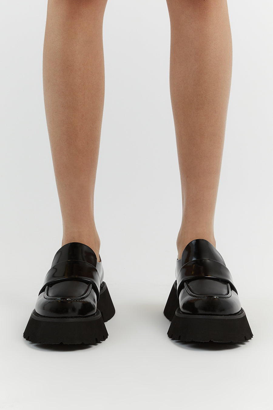 ALIAS MAE TARA BLACK BOX LOAFER