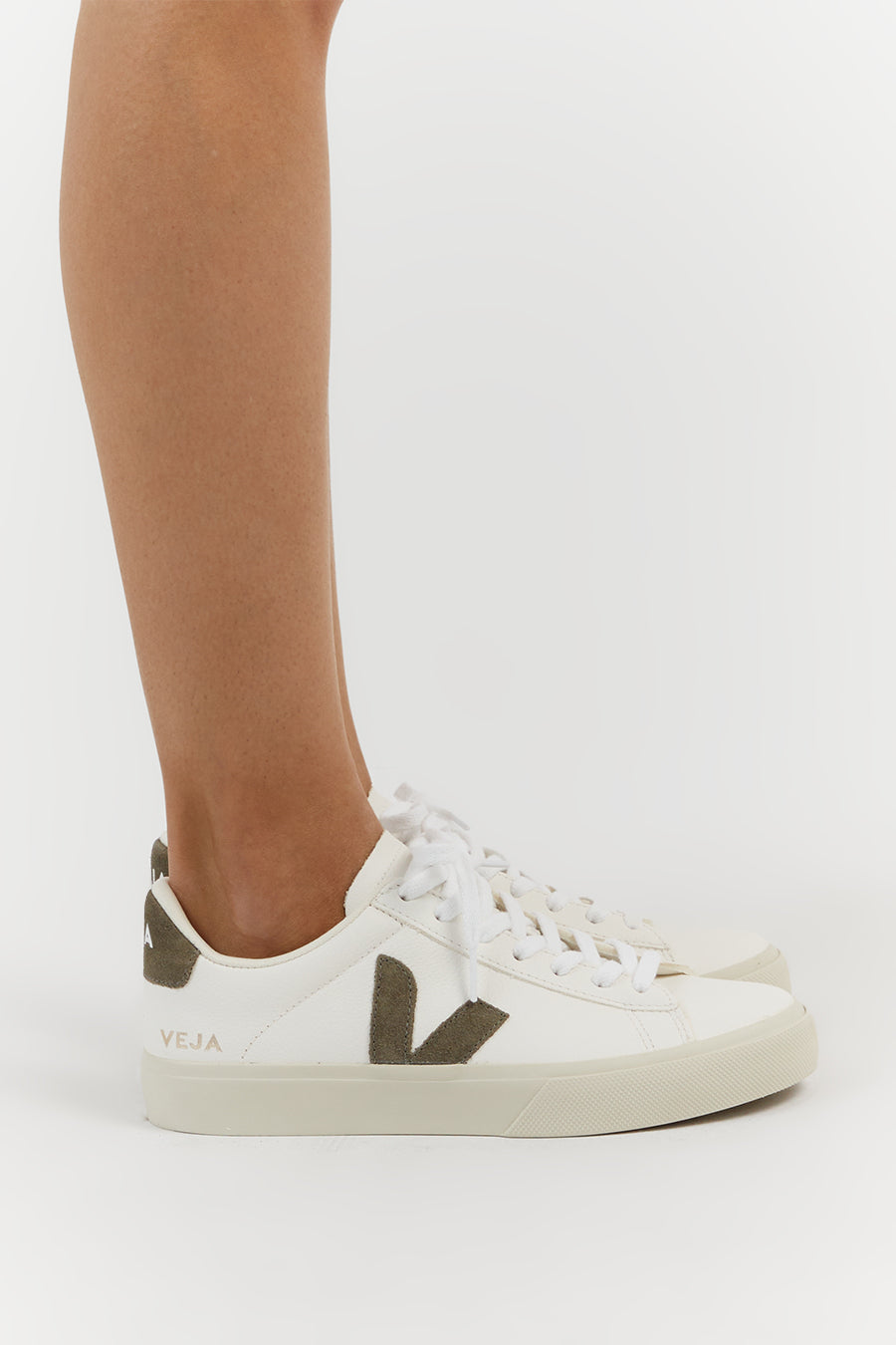 VEJA CAMPO EXTRA WHITE KAKI