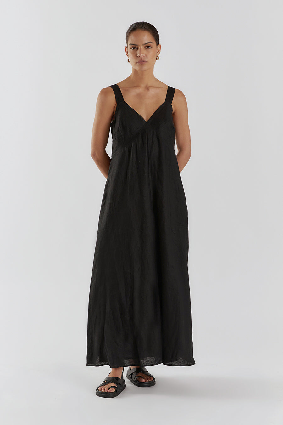TIARNE BLACK LINEN MAXI DRESS