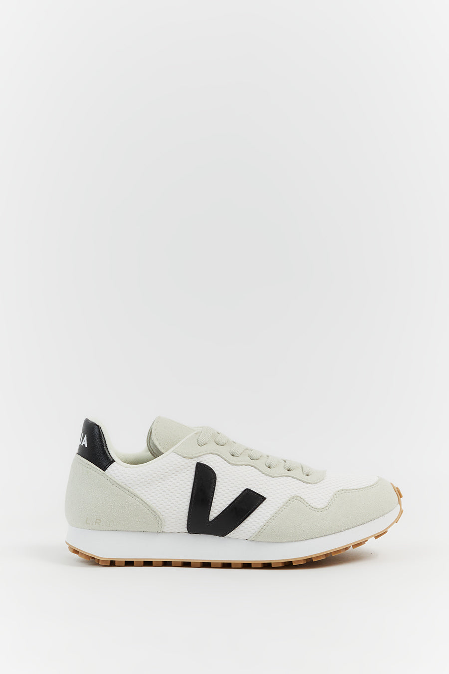 VEJA SDU ALVOMESH WHITE BLACK