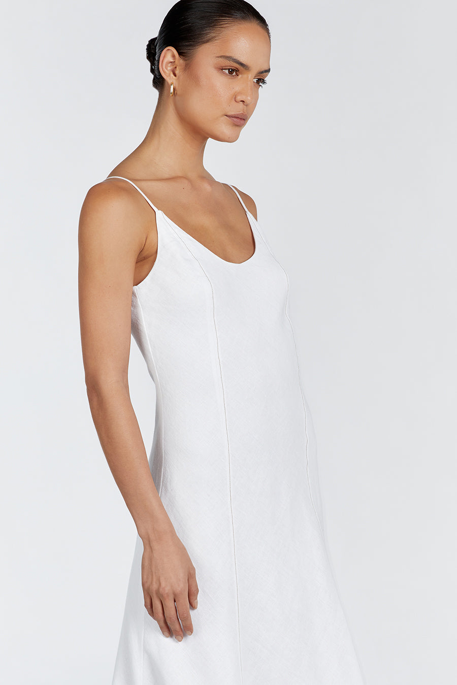 GIANA WHITE LINEN SCOOP MAXI DRESS