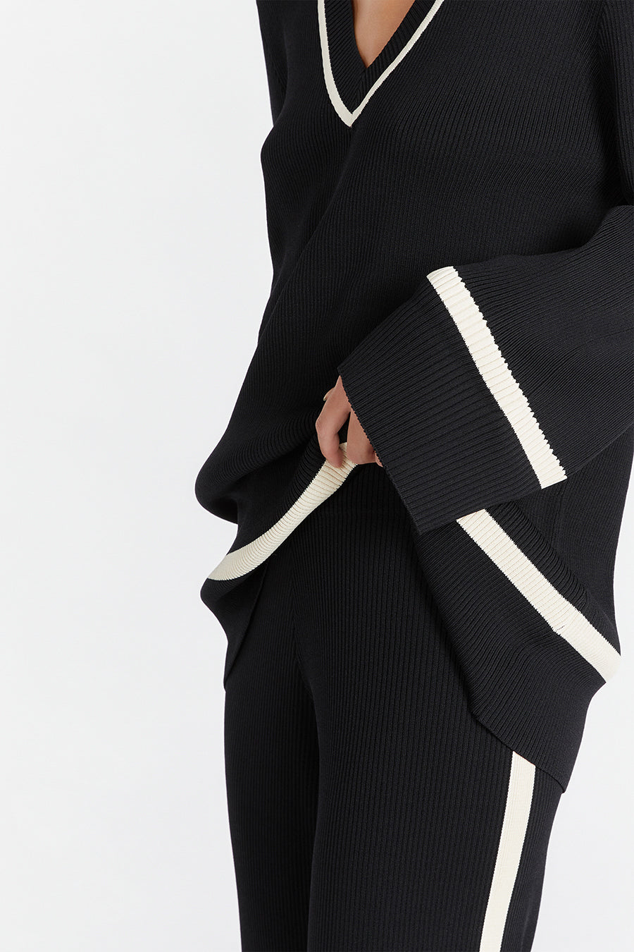 ELSIE BLACK KNIT PANT