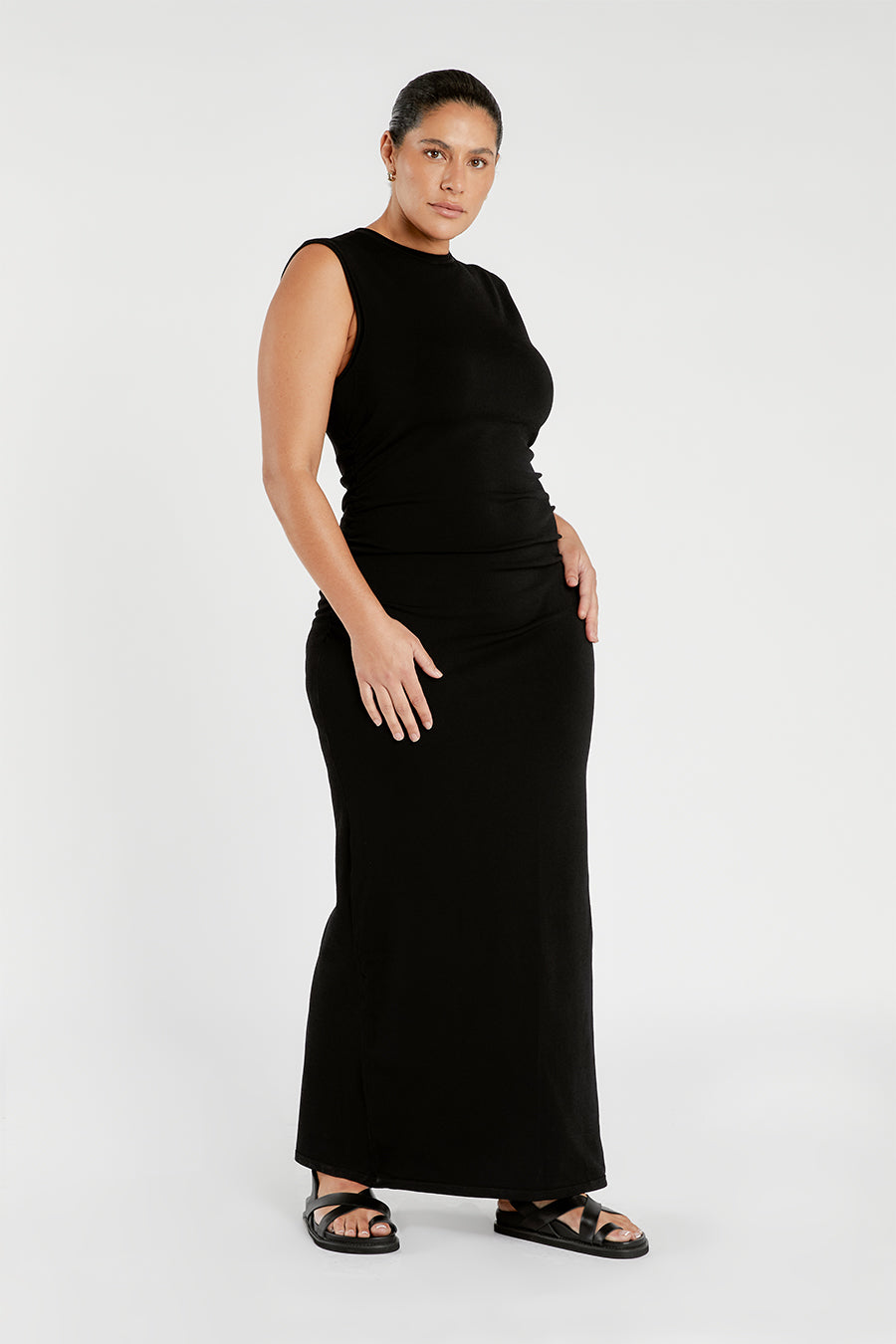 ROMY BLACK SLEEVELESS MAXI DRESS