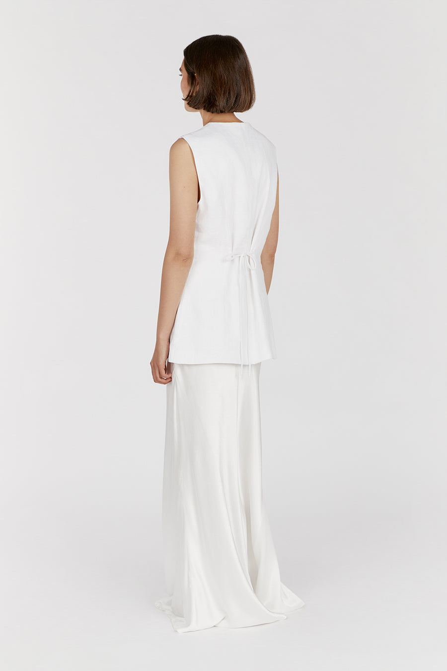TILLY WHITE LINEN LONGLINE VEST