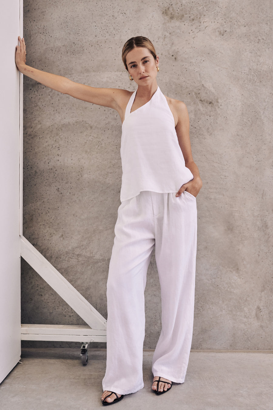 ZOEY WHITE LINEN ASYM TOP