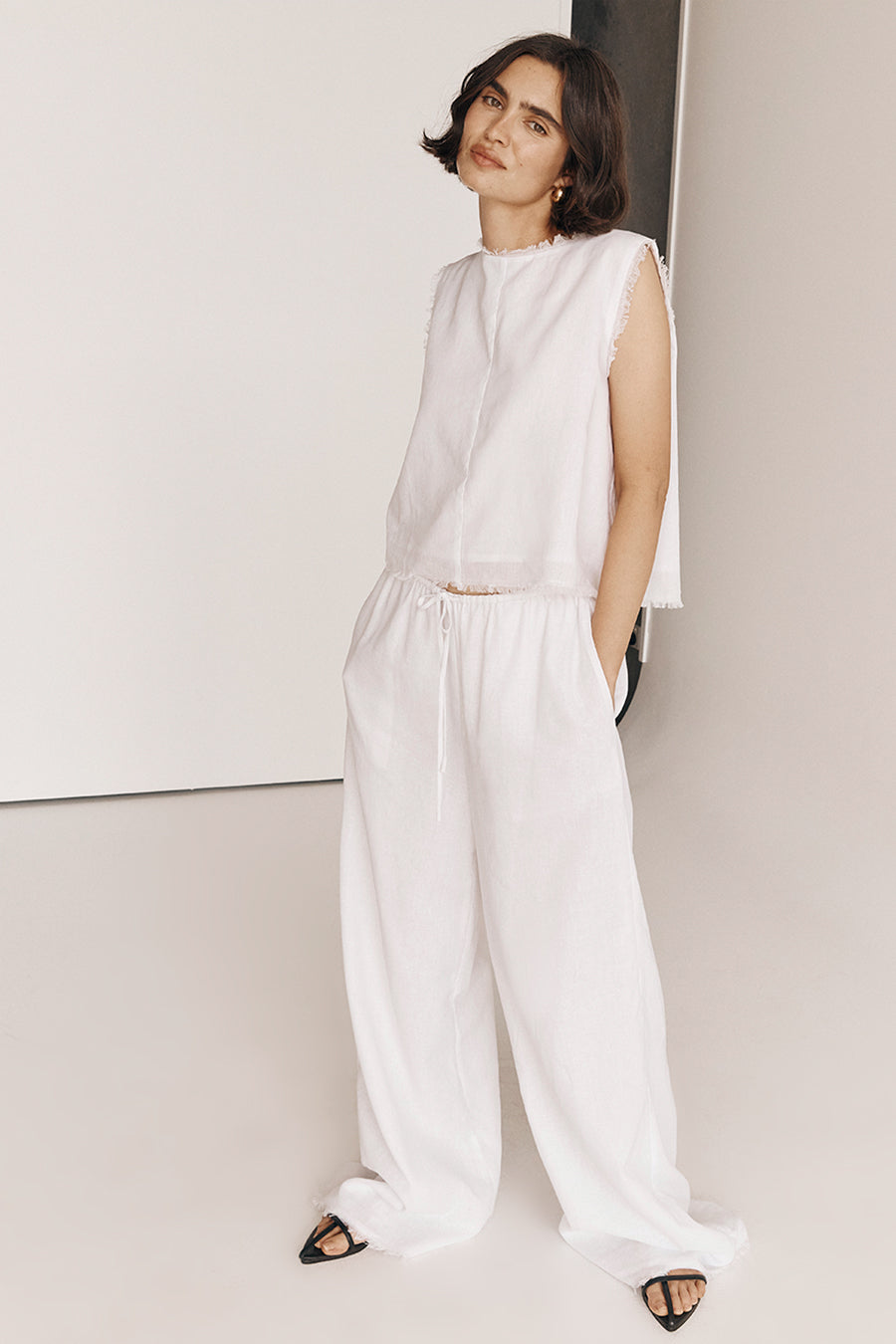 NOVA WHITE LIGHT WEIGHT LINEN TOP