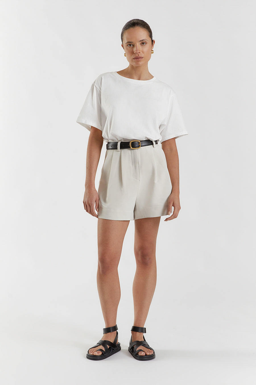 ROWAN TAILORED BONE SHORT