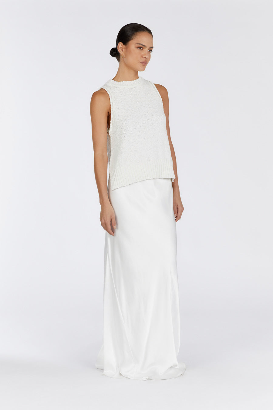 DION OFF WHITE BOUCLE CREW NECK TOP