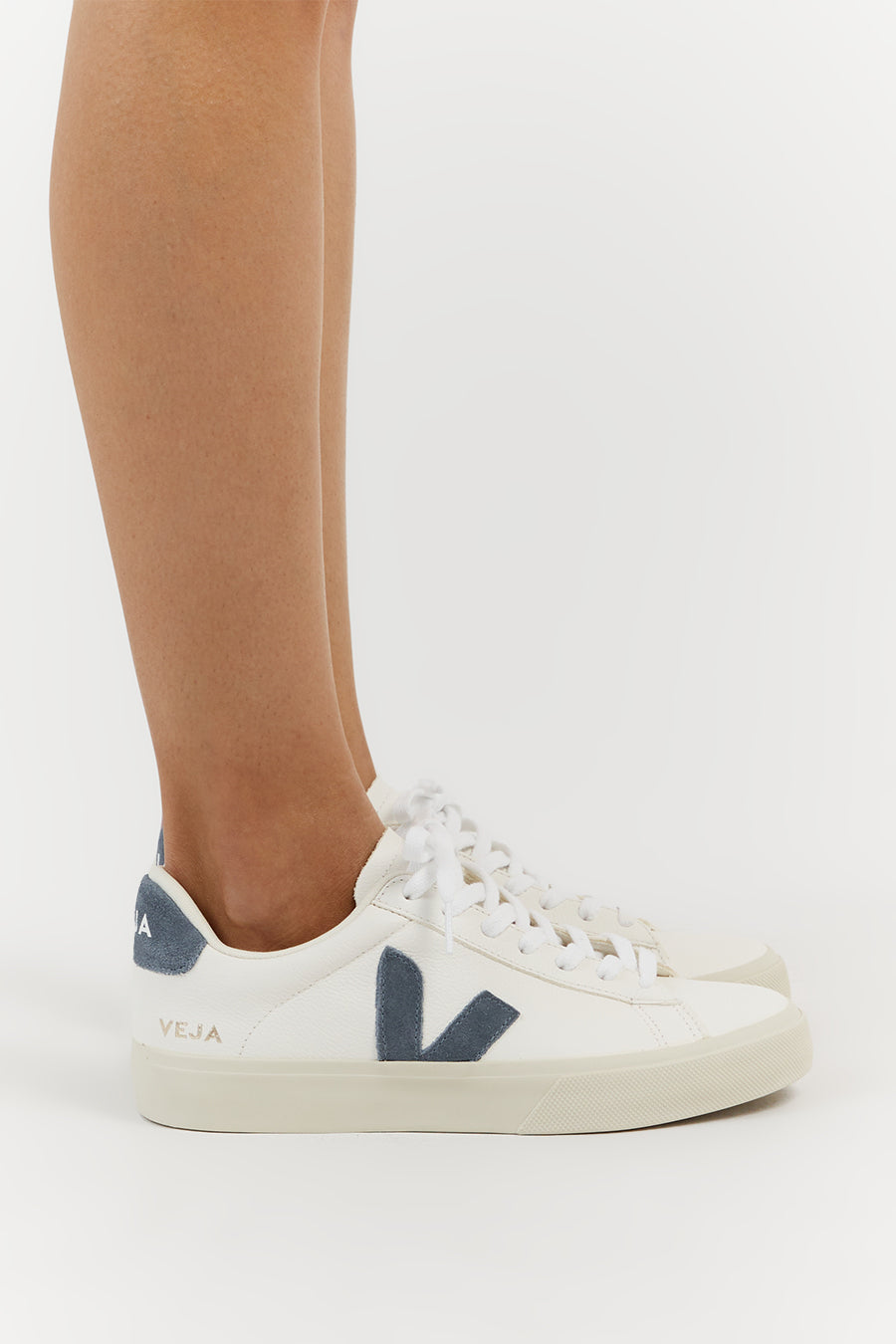 VEJA CAMPO EXTRA WHITE CALIFORNIA