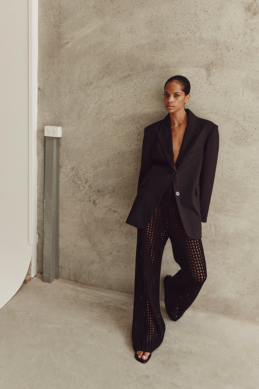 HUNTER BLACK CROCHET PANT