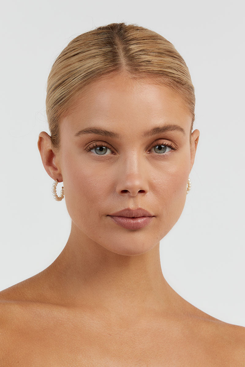 PORTER MINI PEARL HOOP EARRINGS
