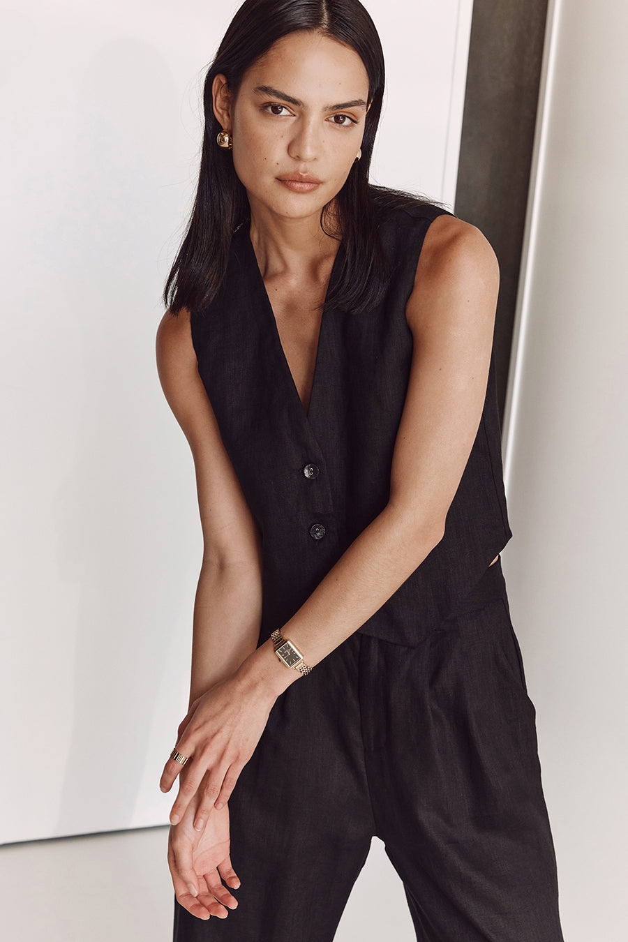 BANKS BLACK LINEN VEST