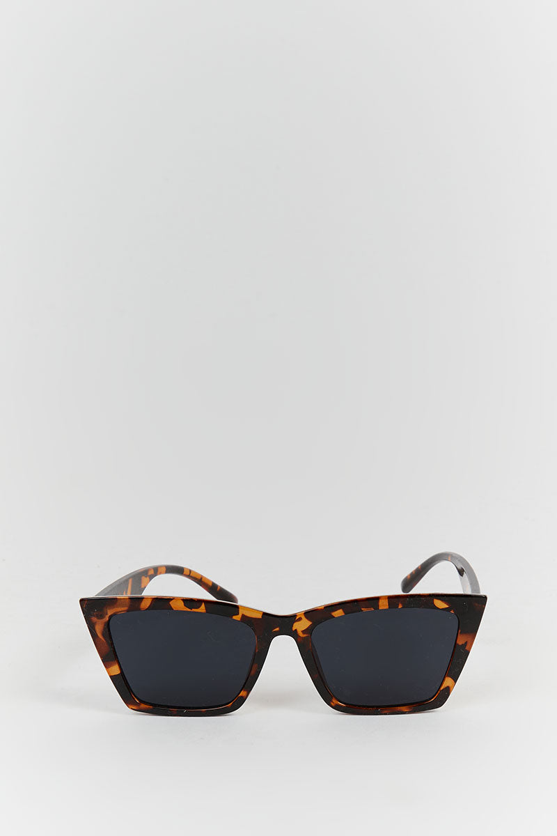 OLIVER TORT CAT EYE SUNGLASSES