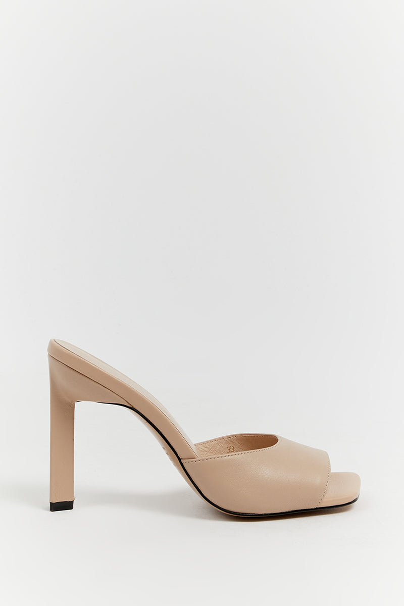 ALIAS MAE FAWN CREAM LEATHER HEEL