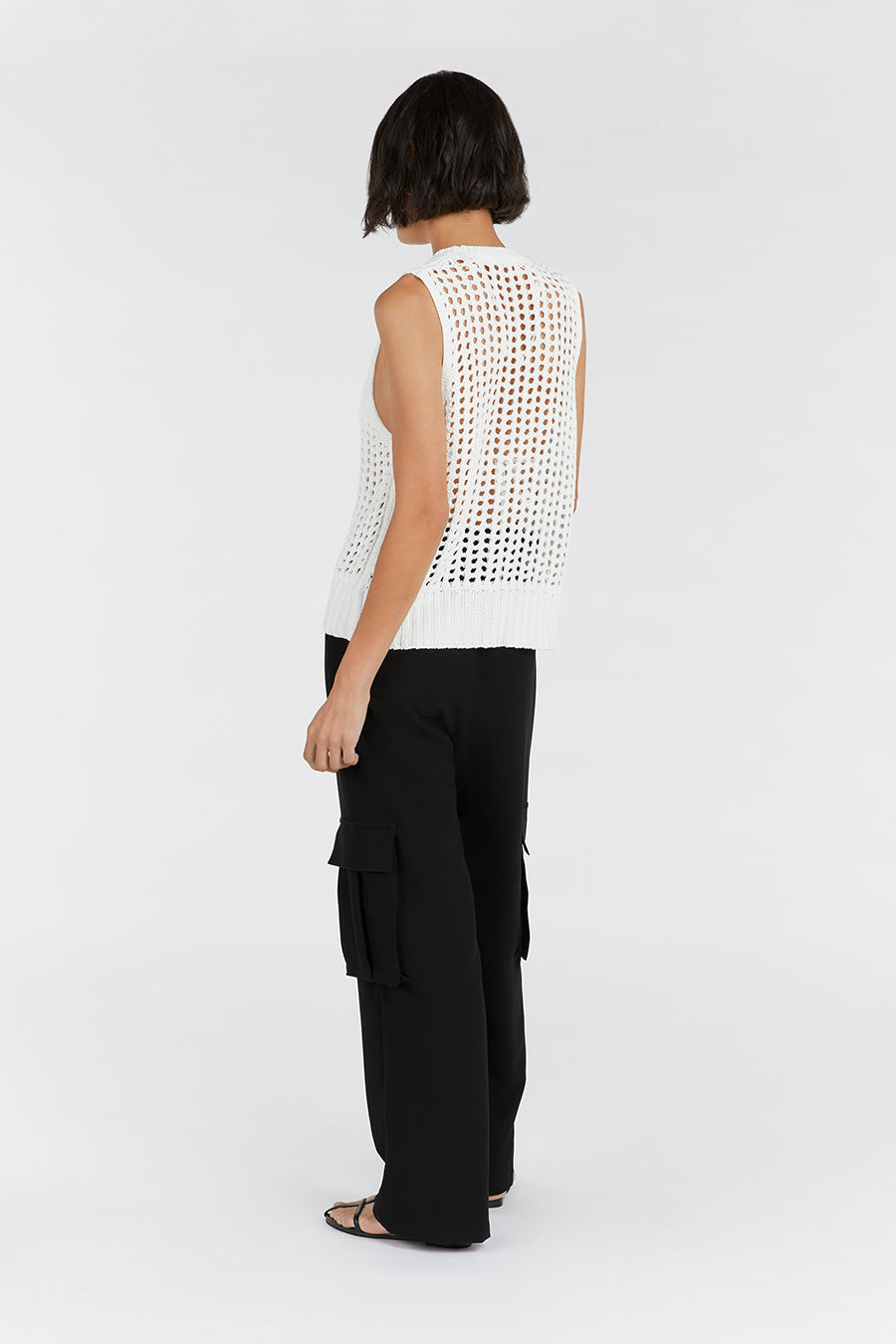 HUNTER OFF WHITE CROCHET TANK