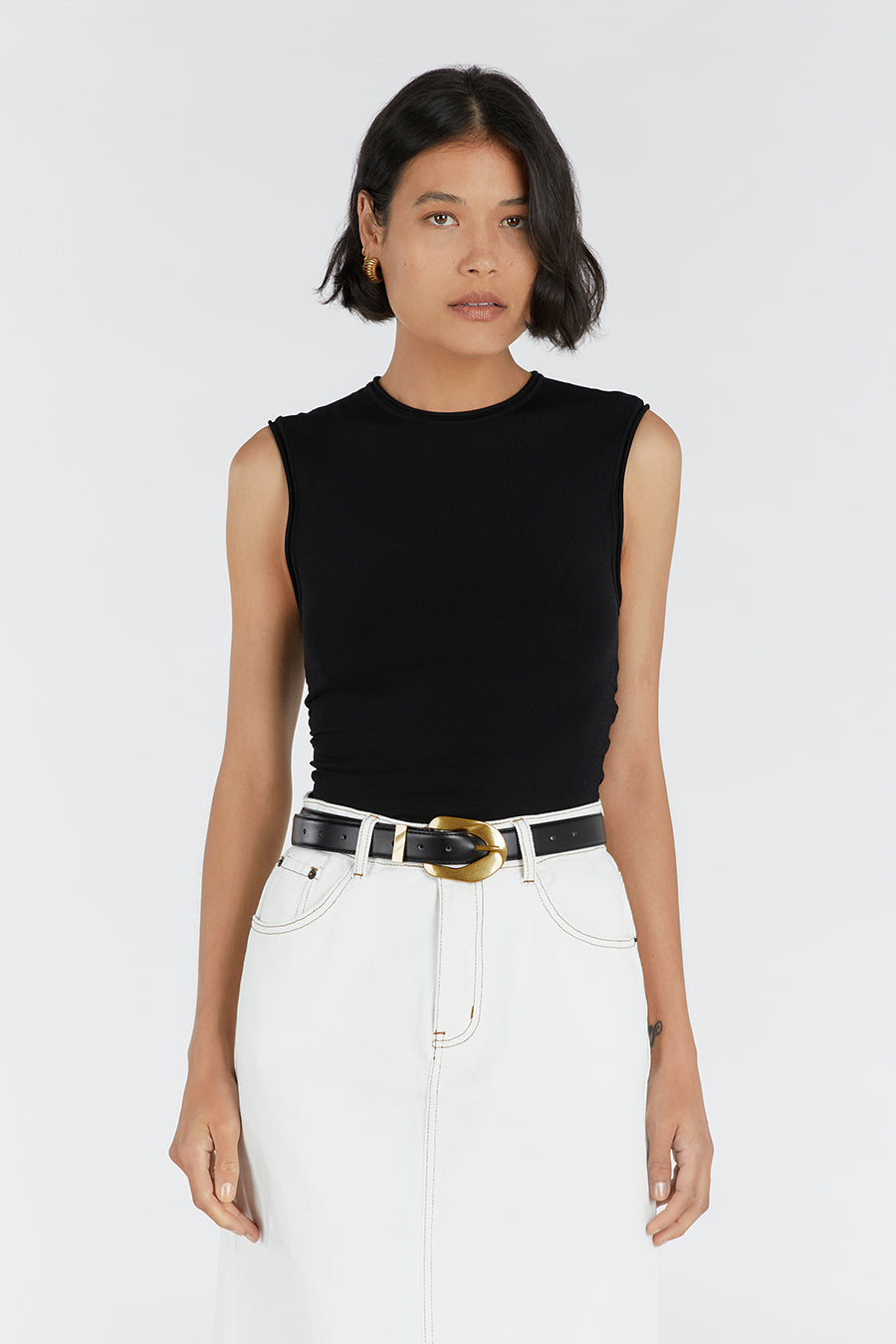 ROMY BLACK SLEEVELESS TOP