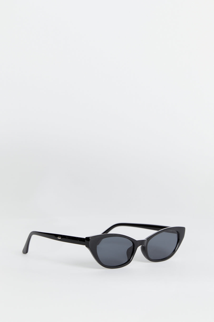 BENJI BLACK CAT EYE SUNGLASSES